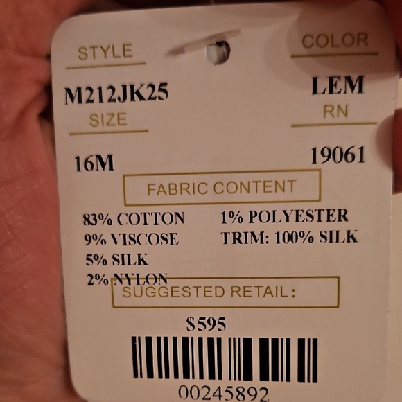 Doncaster Sz 16 Women's Yellow. Cream, Gold Striped Jacket $595 Retail! NWT - Picture 5 of 13